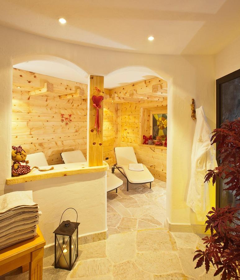 Residence Ciastel Ortisei Esterno foto