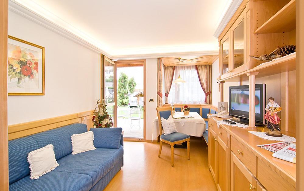 Residence Ciastel Ortisei Esterno foto