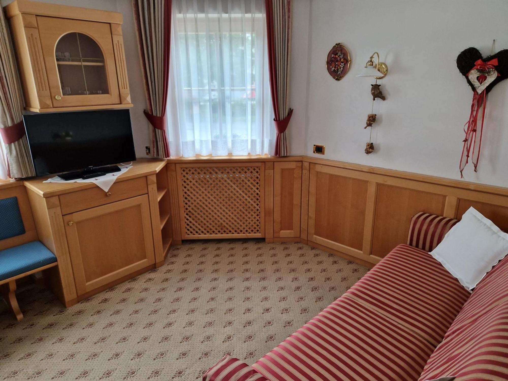 Residence Ciastel Ortisei Esterno foto