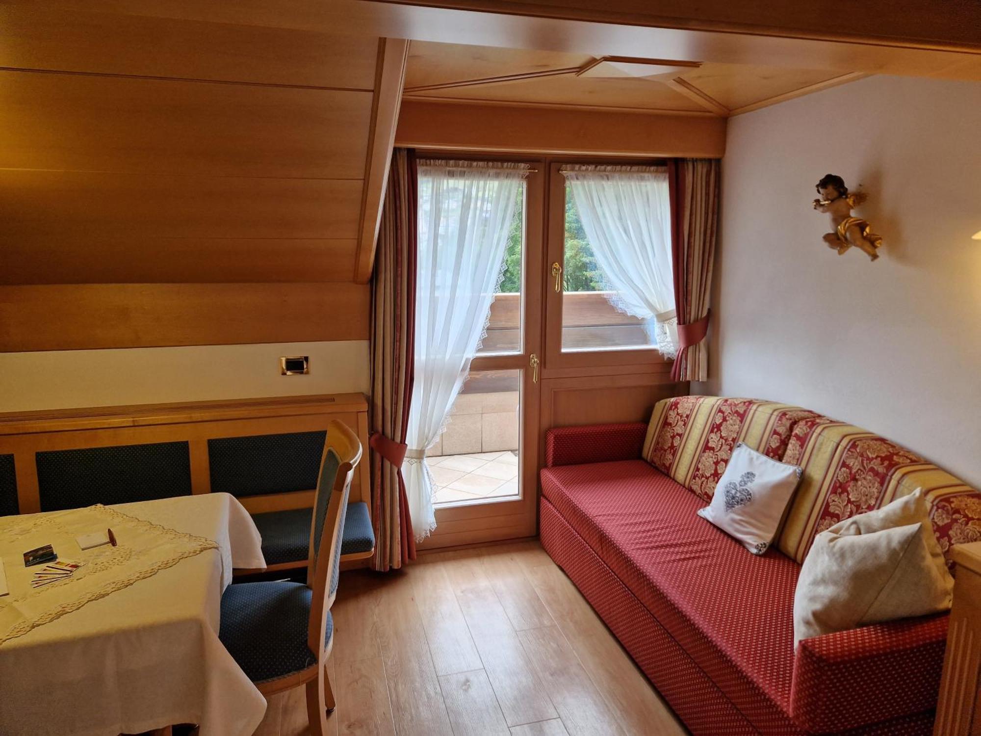 Residence Ciastel Ortisei Esterno foto